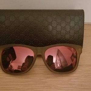 Unisex Gucci yellow framed mirrored sunglasses